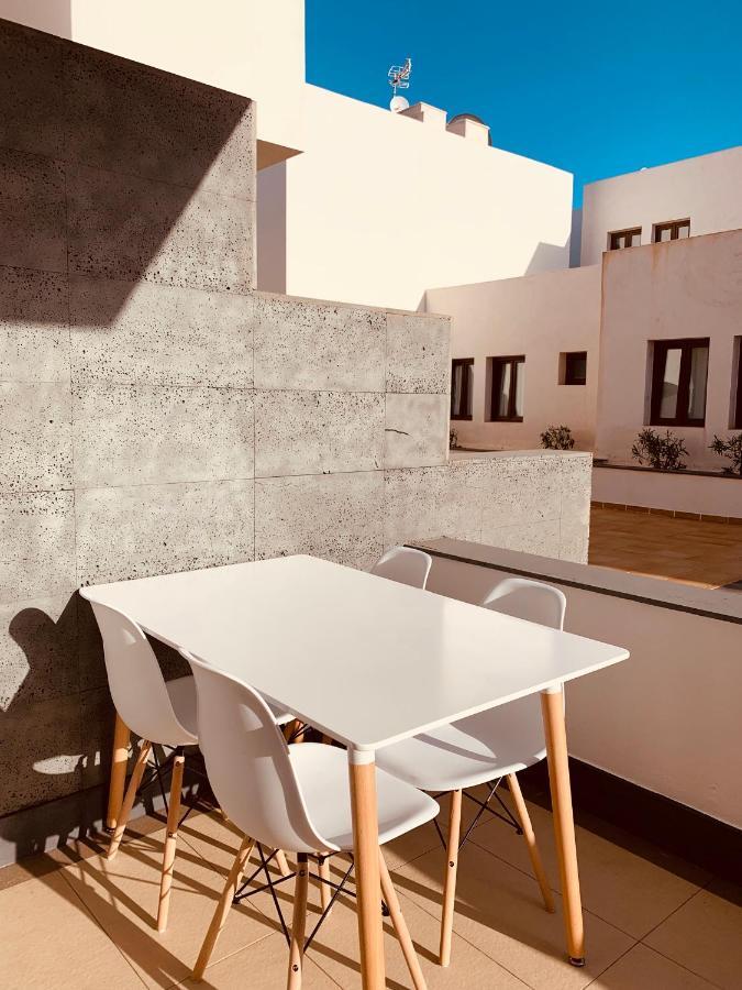 La Casa Roja Lägenhet Puerto Calero Exteriör bild